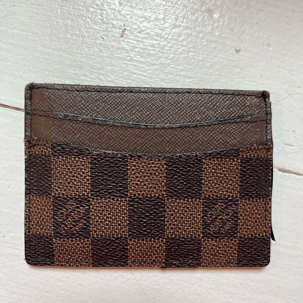 Brown plaid card wallet from Bali